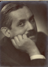 Александер Ват