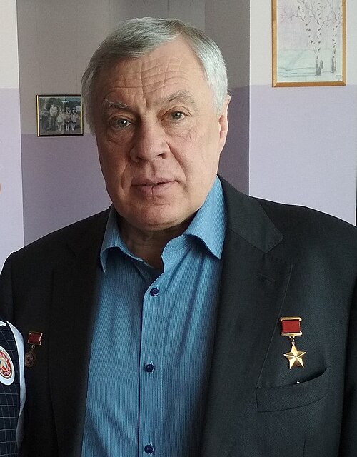 Александр Баландин