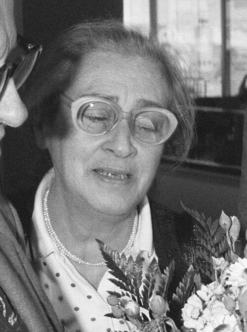 Елена Боннэр