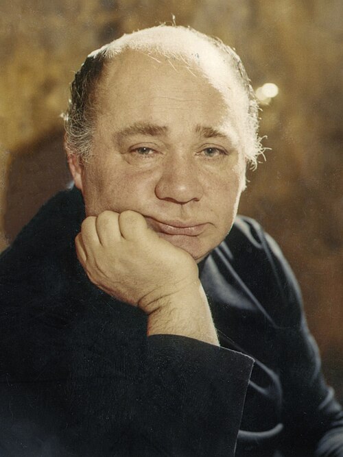 Евгений Леонов
