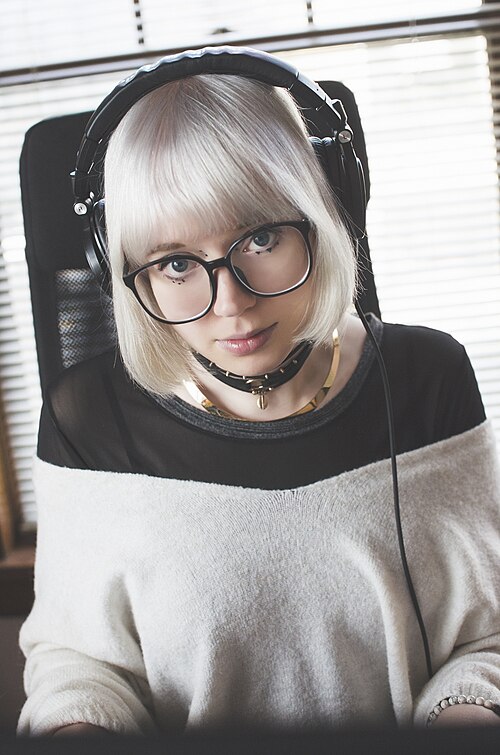 Лена Рейн
