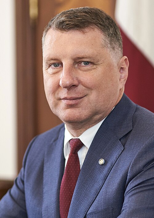 Раймондс Вейонис