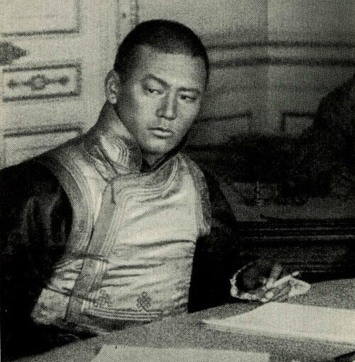 Сухэ-Батор